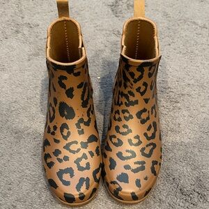 Hunter Tan and Black Leopard Print Boots